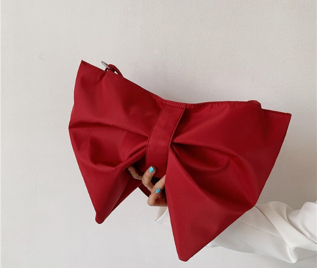 Traffic Stopper Bow Shoulder Tote