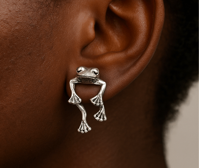 Clingy Frog Earrings With Attitude